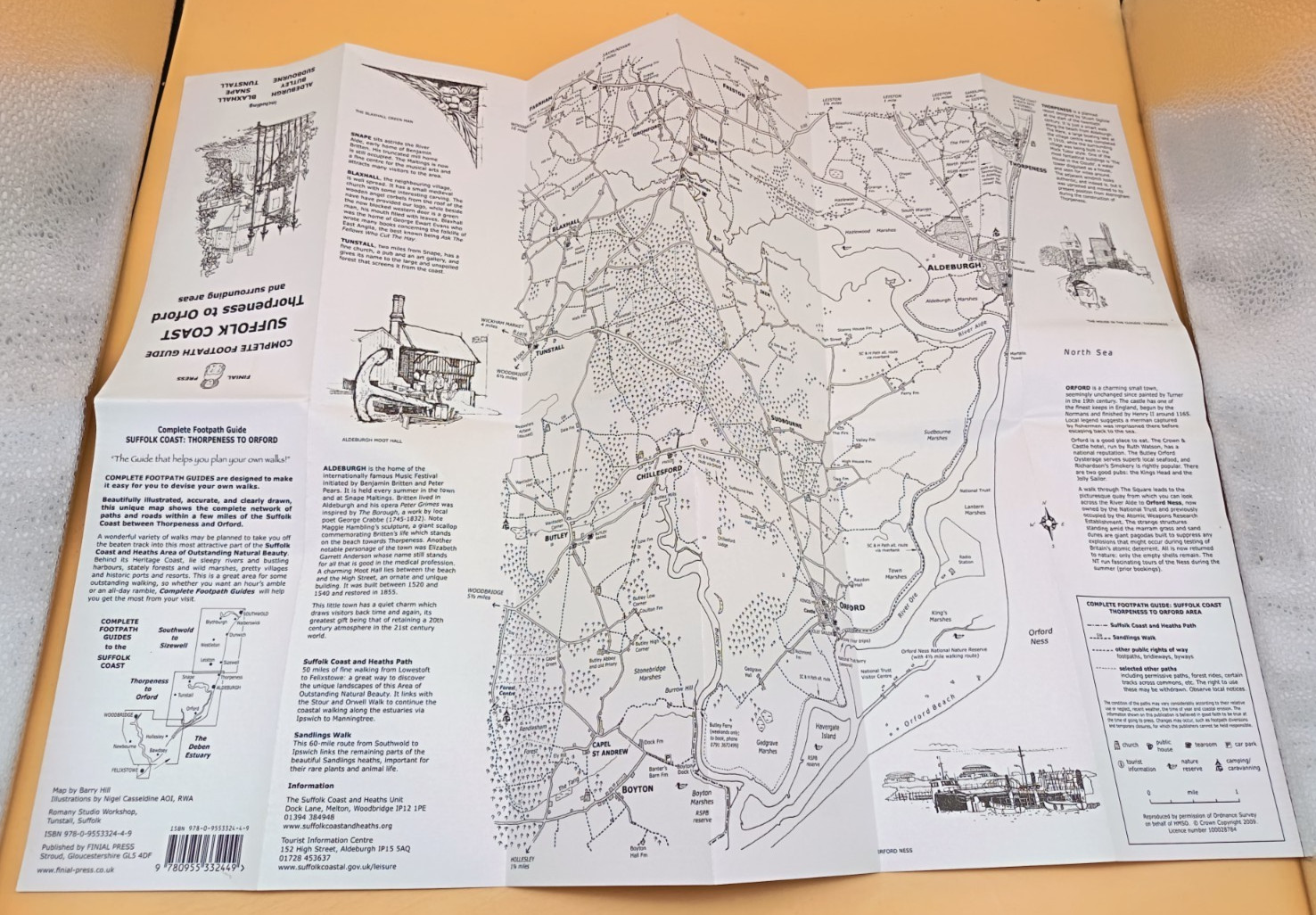 Suffolk Coast Complete Footpath Guides Aldeburgh Paperback