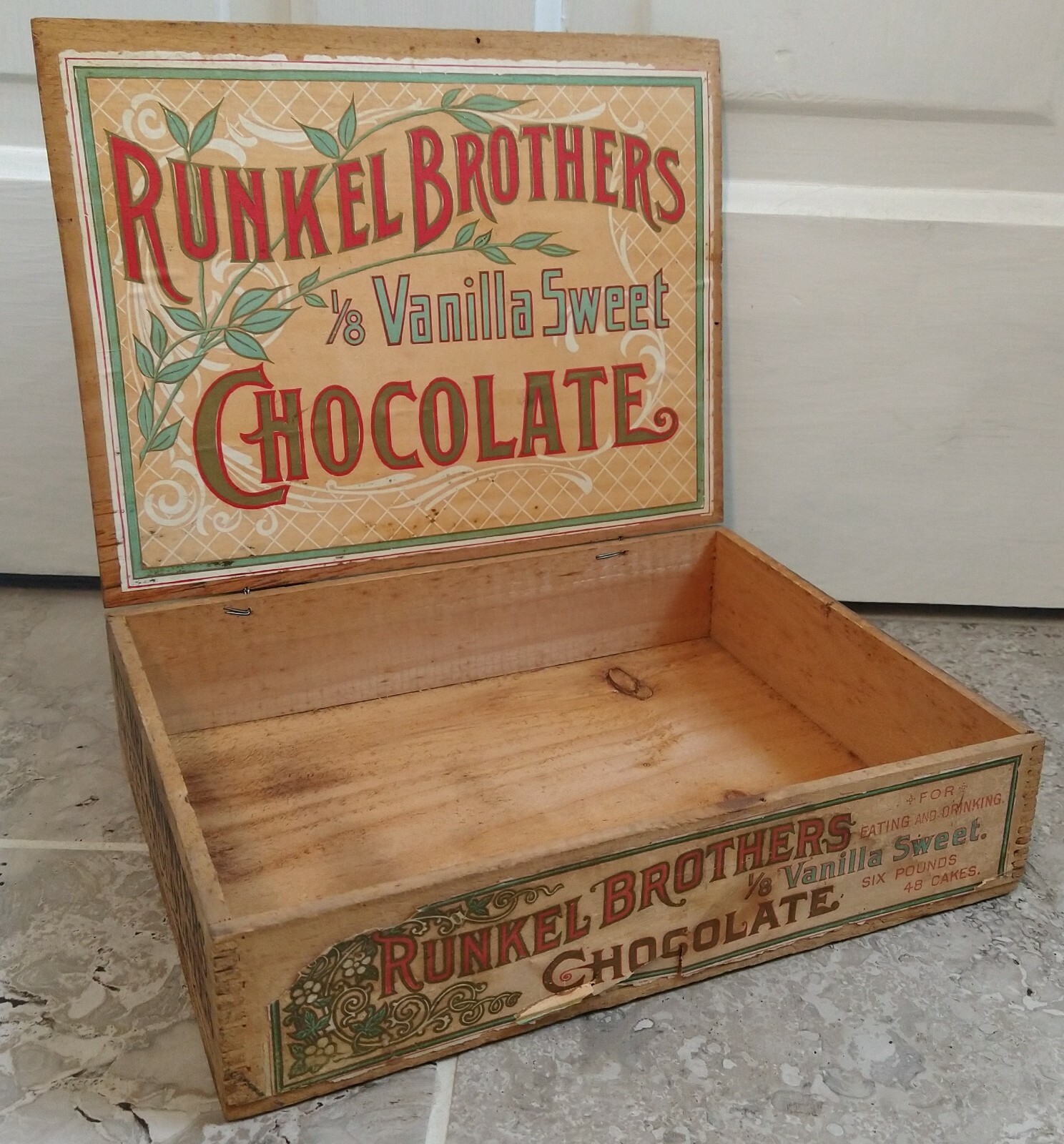Runkel Brothers Chocolate Wooden Display Box w/ Original Labels Country Store