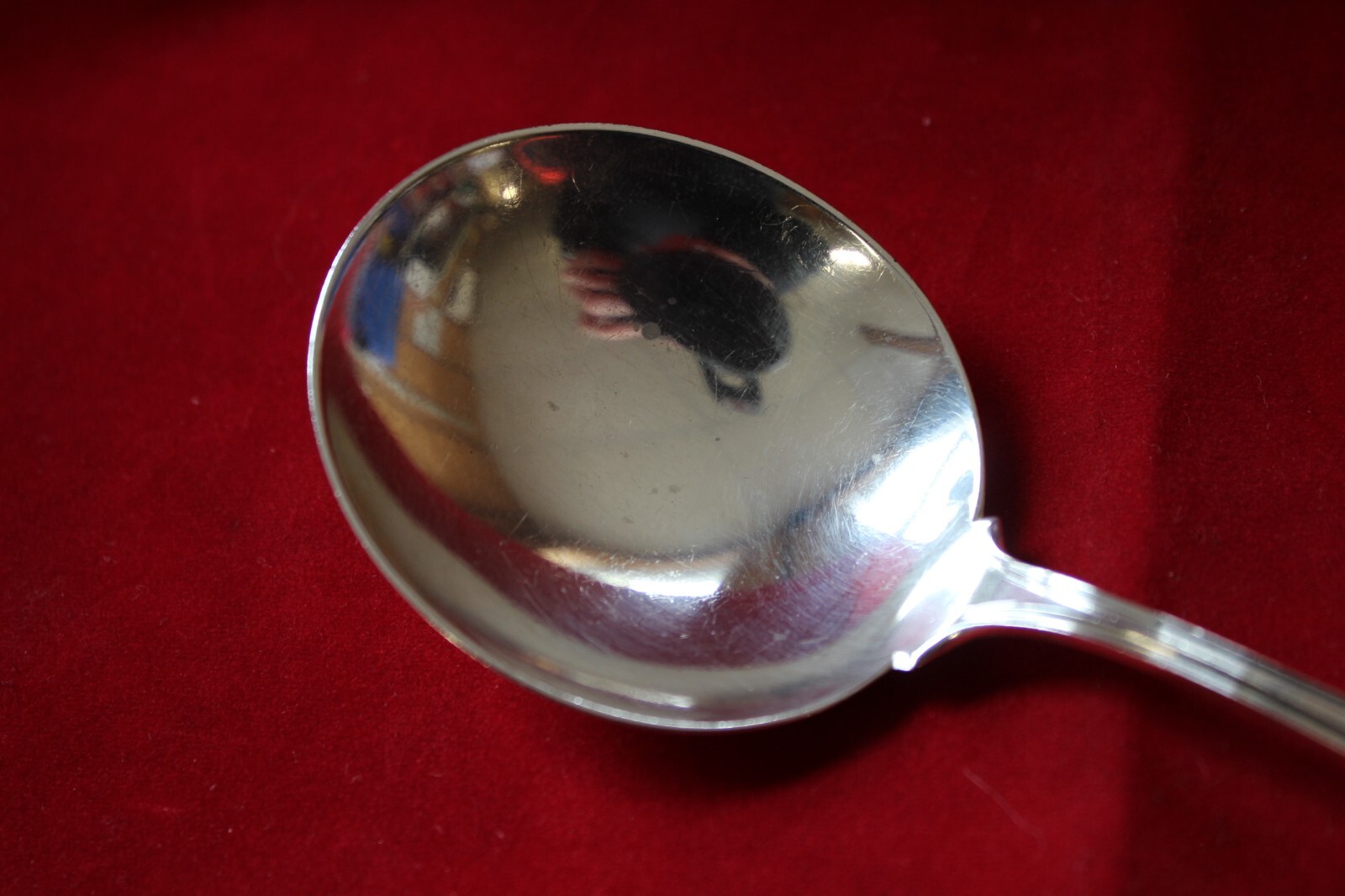 Whiting Mfg Co. Lady Baltimore 6 1/4″ Round Bowl Soup Spoon “M” Mono (1910) 35g