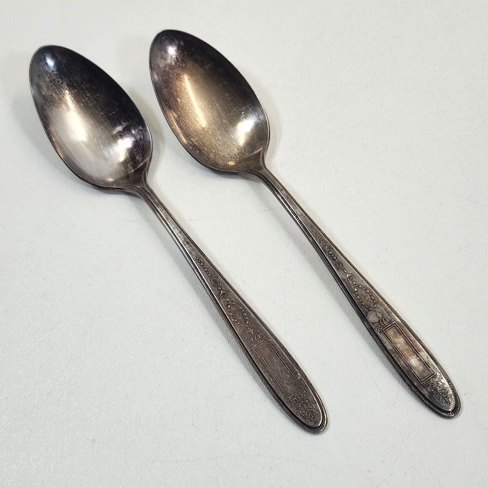 Community Plate Grosvenor Serving Spoons Set of 2 Tablespoons 8 14″ Vintage
