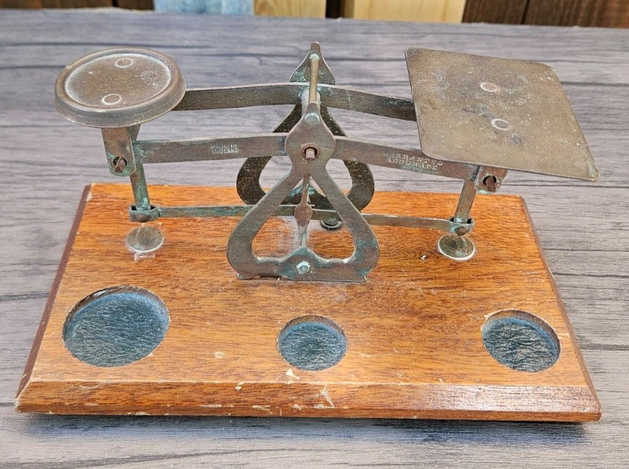 Vintage Warranted Accurate Brass Wood Scale (NO WEIGHTS) Made In England R1