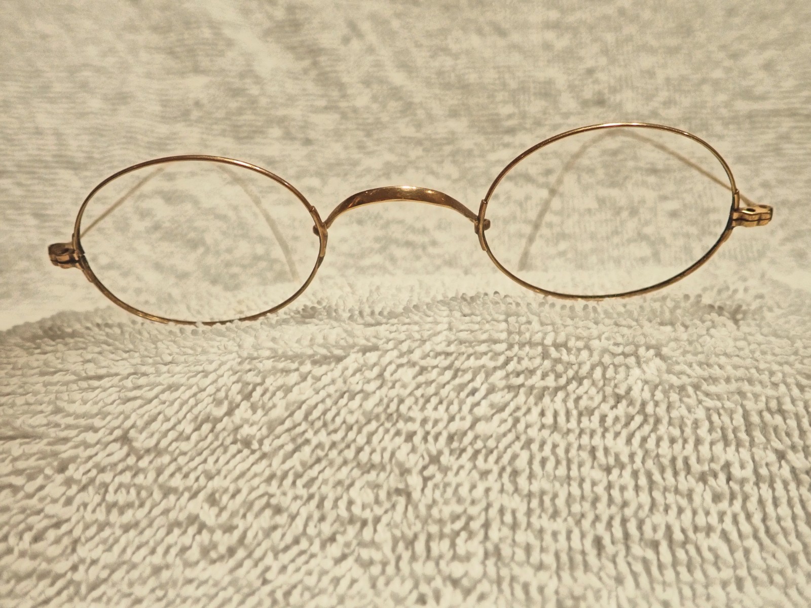 1880’s SCARCE 14K SOLID GOLD OVAL FRAME POSSIBLY NEVER USED OR WORN CONDITION!