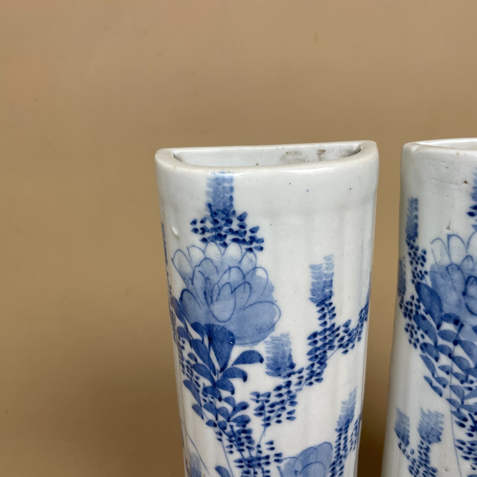 2 Vintage Ceramic Wall Mounted Planters Pocket Vase Floral Hanging Blue Oriental