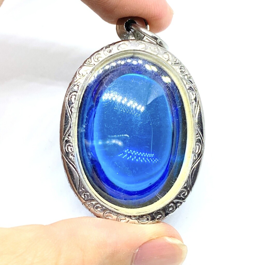 Blue Oval Naga-eye Pendents Thai Holy Amulet Gemstone 100% Natural Stone Large