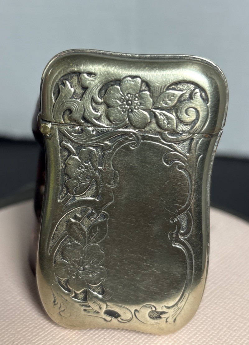 Art Nouveau Floral Vesta Match Safe, Blank Cartouche, Unknown Silver Alloy, 27g.
