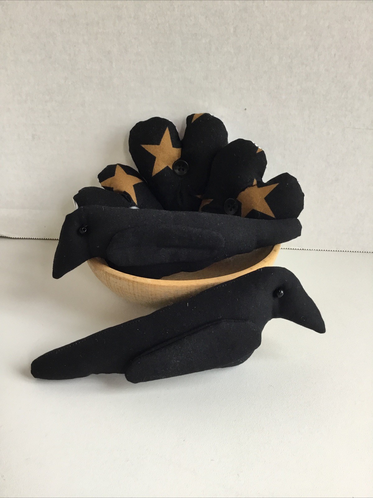 Lot of 5 Prim Country fabric crows an hearts Bowl Fillers Ornies Tucks Decor NEW