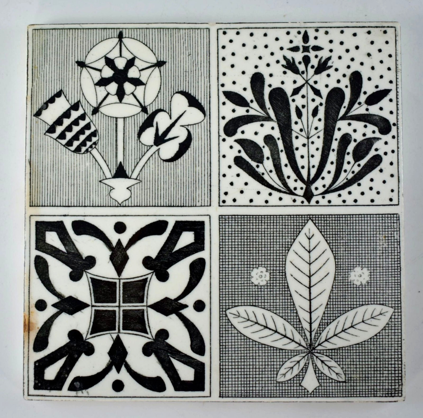 ANTIQUE VICTORIAN DECORATIVE BLACK & WHITE WALL TILE