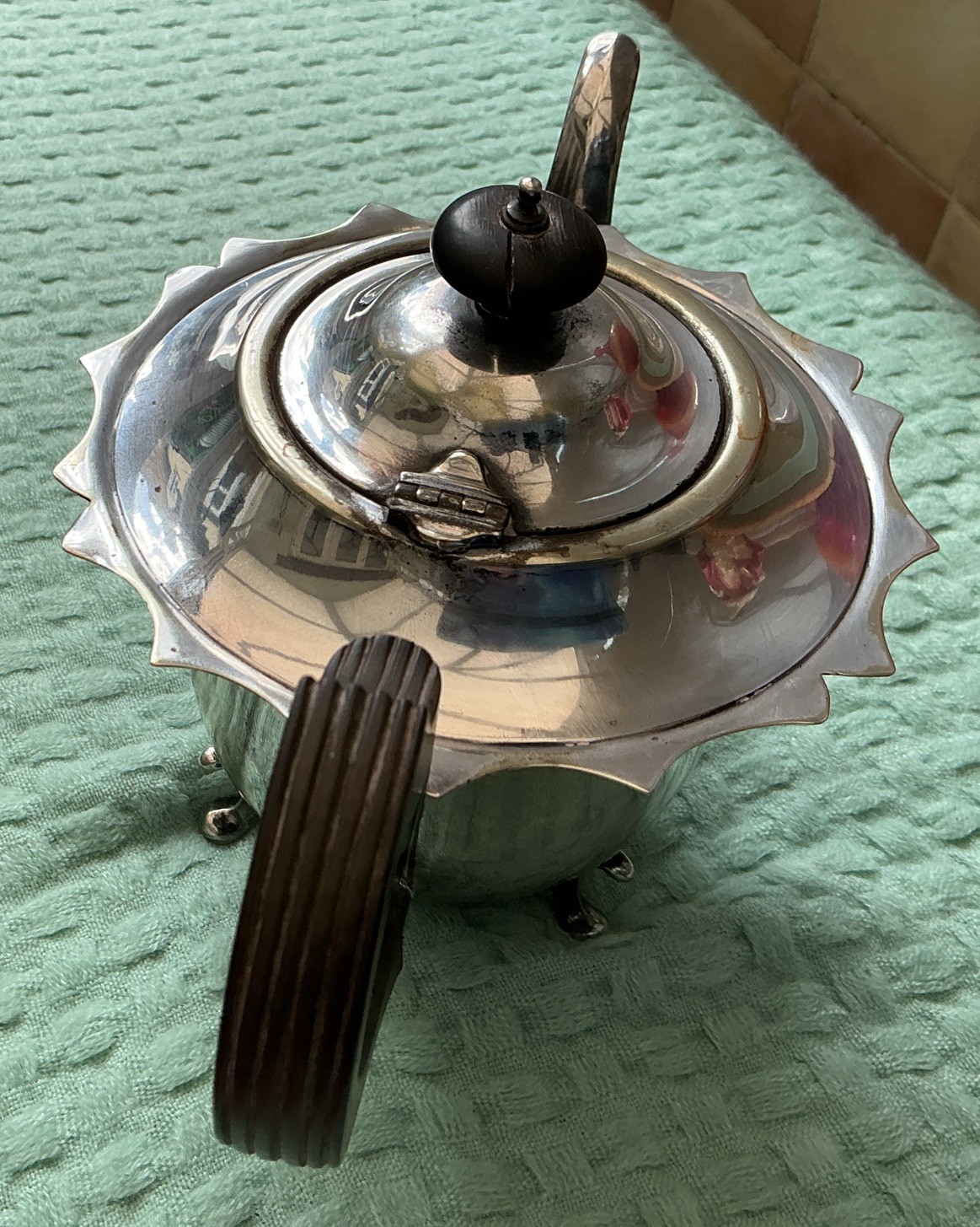 Good Quality Antique Silver Plated Teapot Made c1896 By John Bishop Chatterly