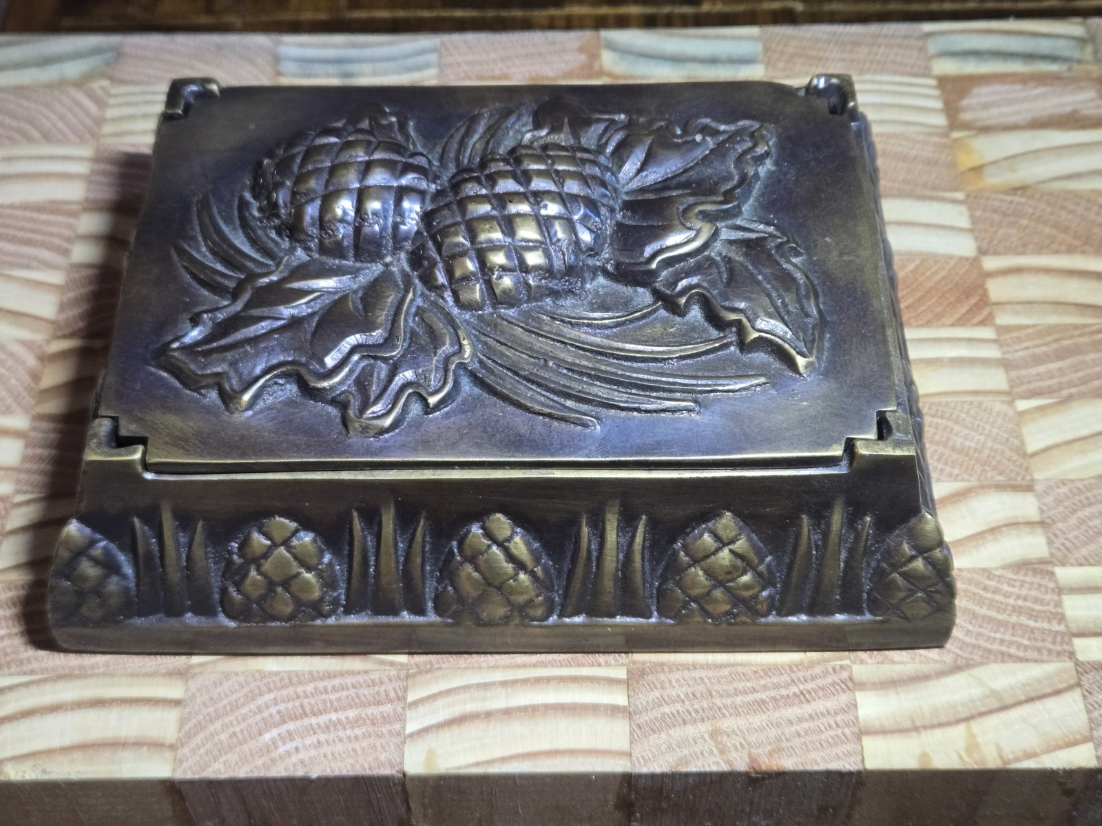 Vintage Wildwood Solid Brass Trinket Box | Pinecone Motif Hand Chased | Item 295