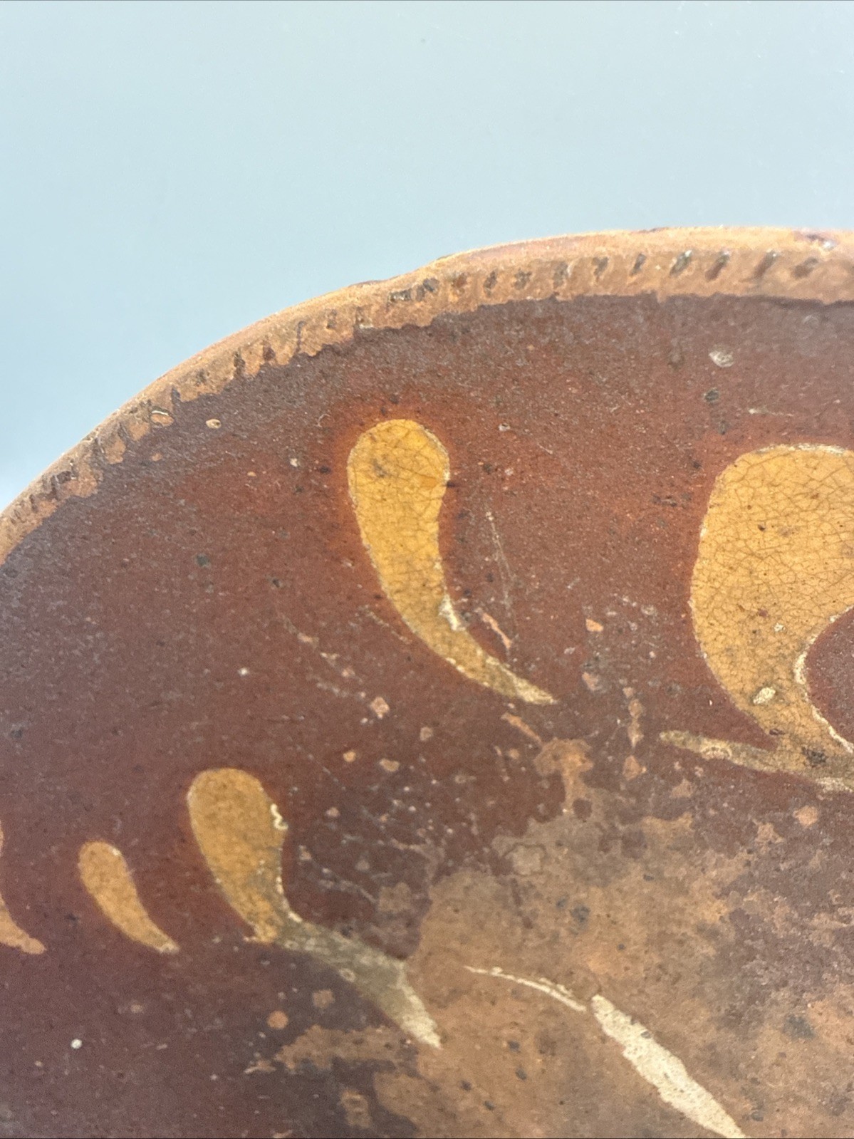 ANTIQUE Pennsylvania Slip Plate Coggled Rim PRIMITIVE PA 19th C REDWARE DISH 7”