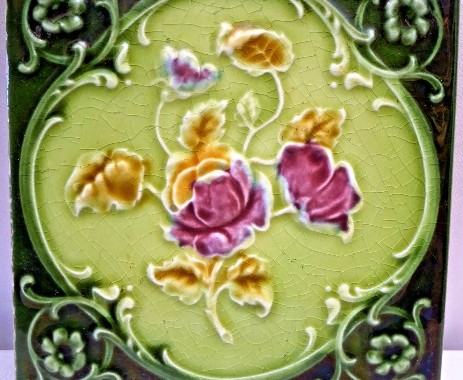 TILE VINTAGE PORCELAIN ROSE PURPLE ENGLAND ART NOUVEAU MAJOLICA COLLECTIBLES#110