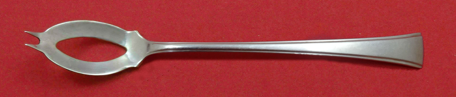 Tranquility by International Sterling Silver Olive Spoon Ideal 5 3/4″ Custom