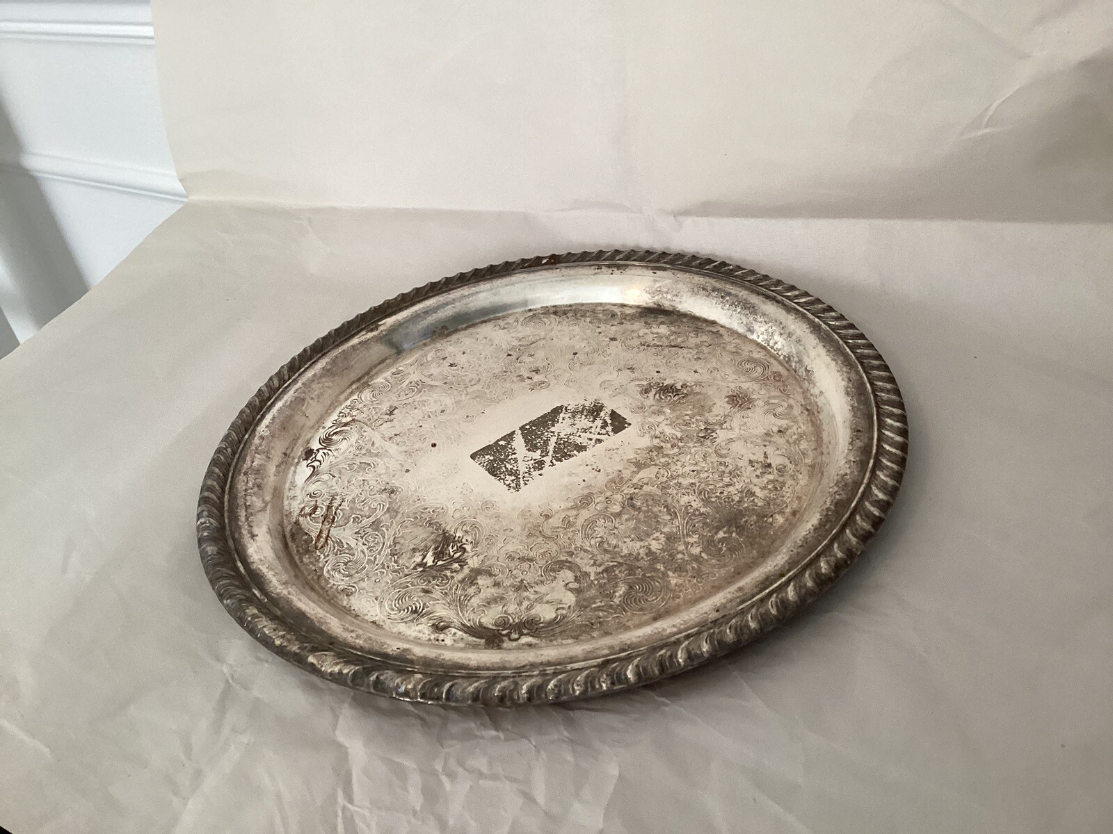 Vintage Wm Rogers Silver Plate Serving Plate Or Charger, 10 In 870