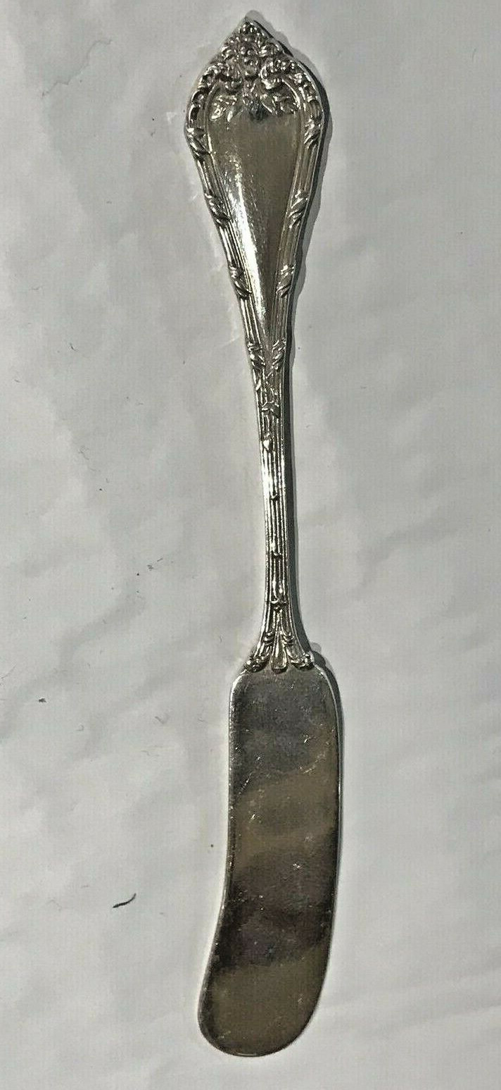 Durgin Madame Royale Flat Handle Butter Spreader 5 1/4″ 17g