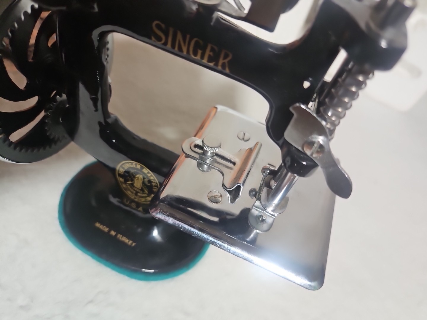 Antique K-20 Mini Singer Sewing Machine Child Size Manual, Box, Clamp, Needles