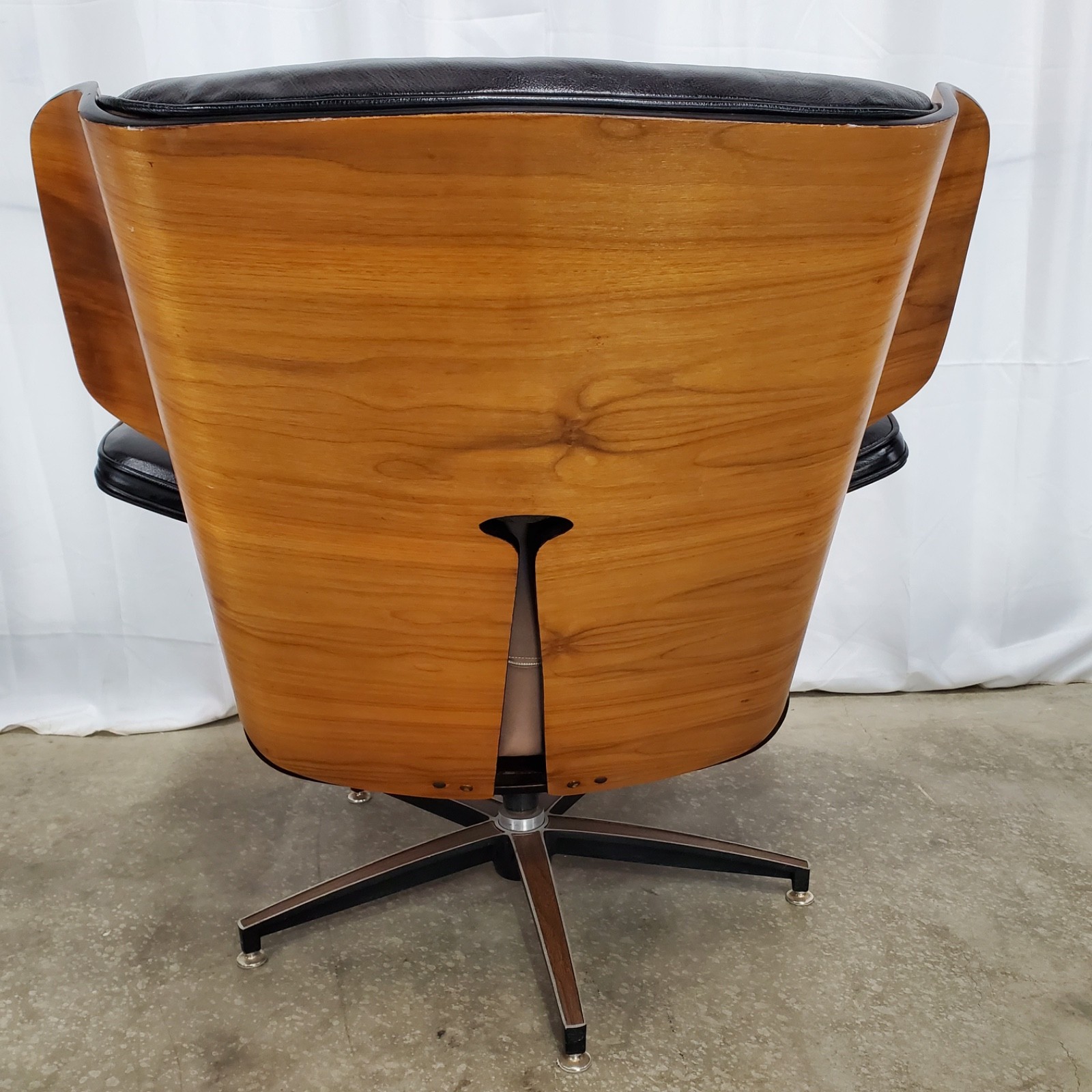 Drexel Declaration Lounge Chair & Ottoman By Kipp Stewart & Stewart Macdougall