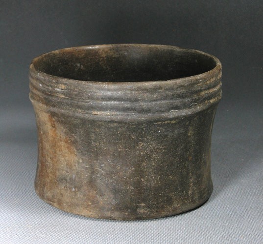 Mayan Brownware Squat Cylinder