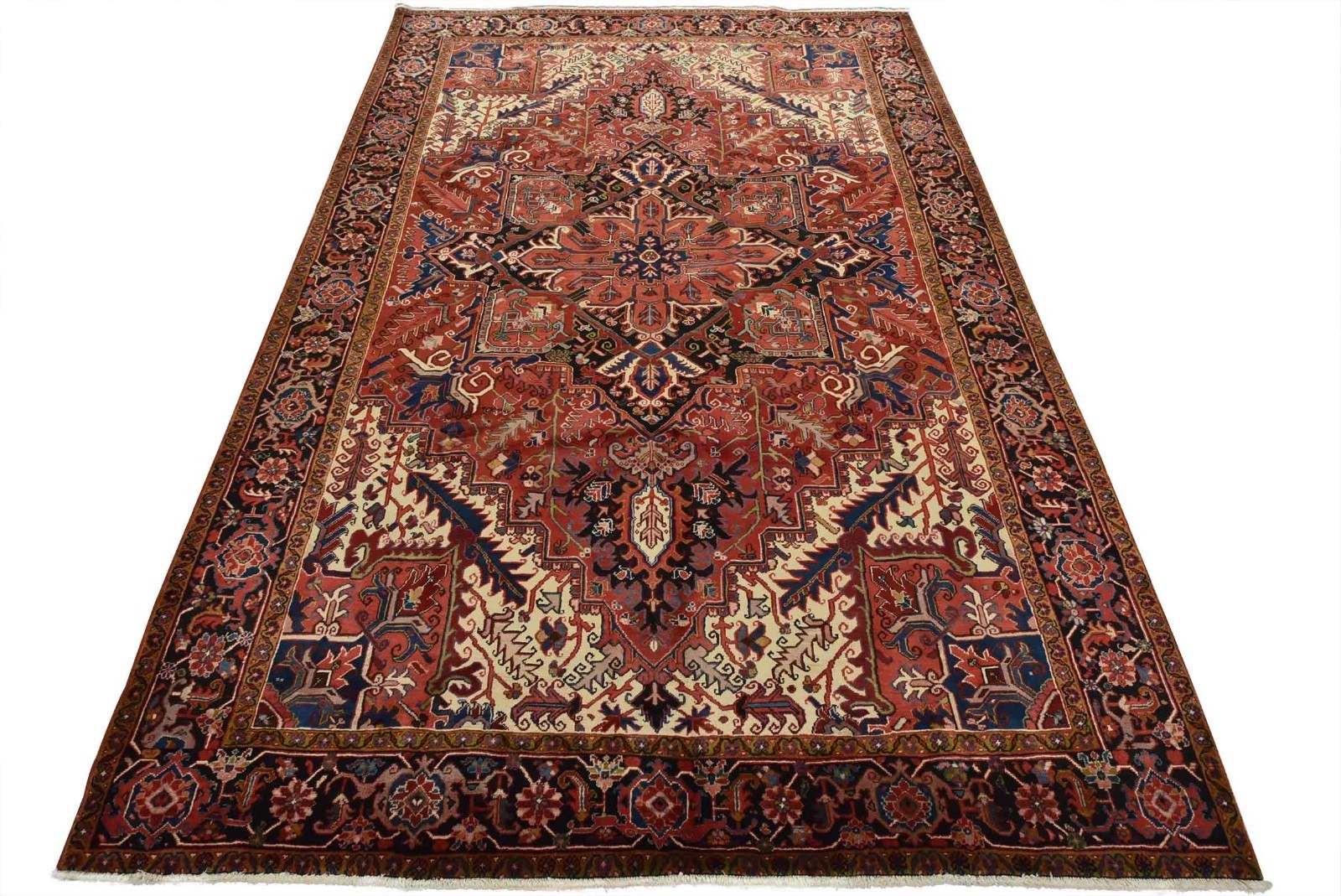 Heriz Rug 8’7” x 12’5” Red Wool Vintage Traditional Hand-Knotted Carpet