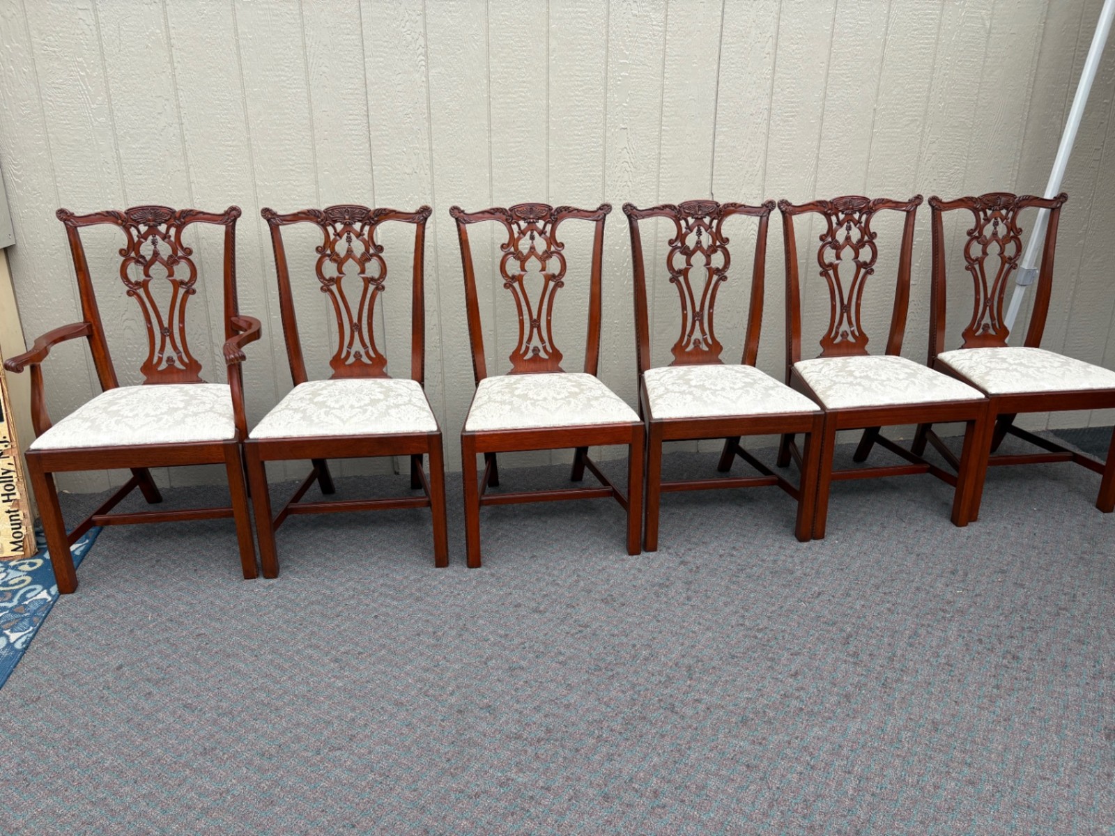 67877 Chippendale Style Dining Table with 1 leaf + 8 Carved Chairs in Mahogany