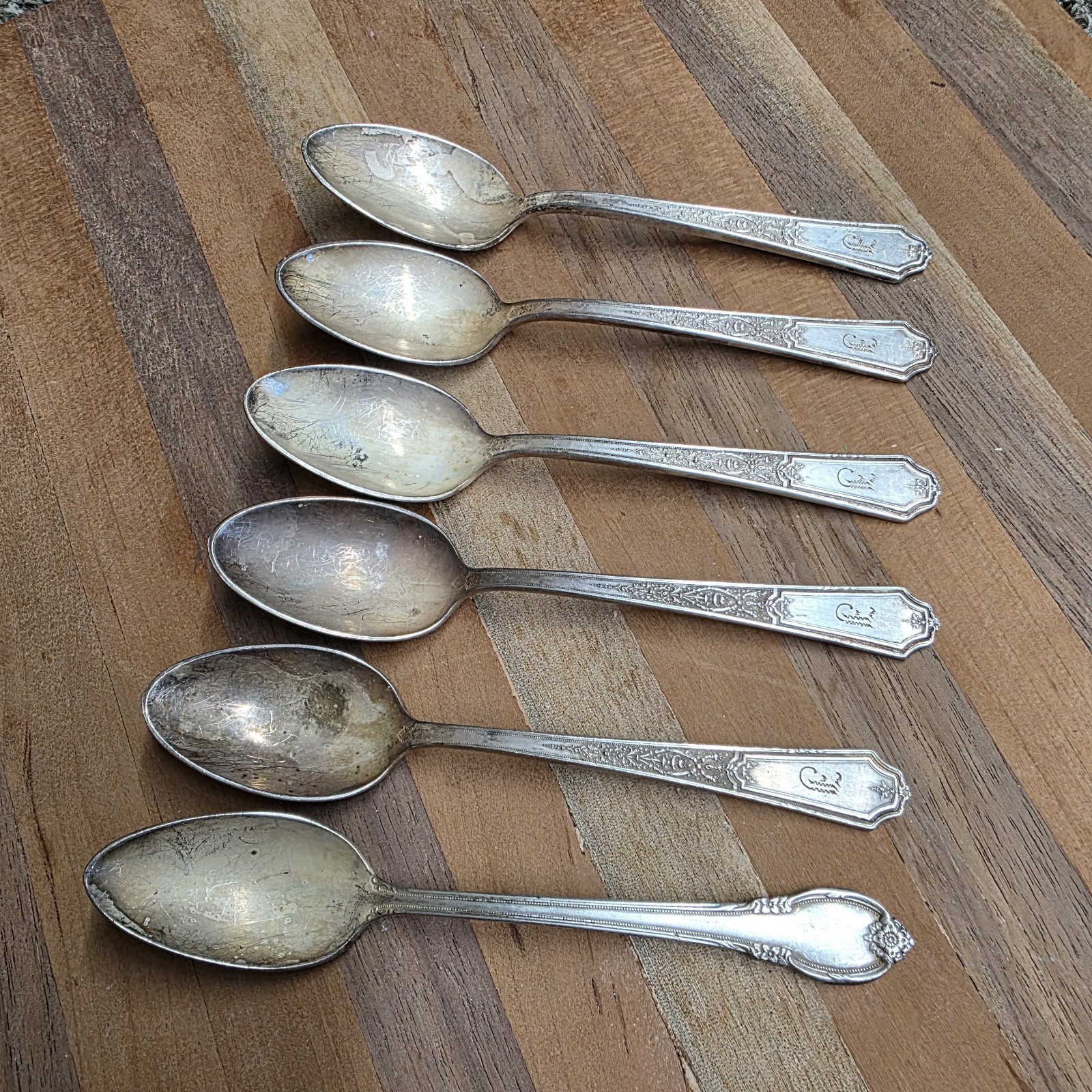 1847 Rogers Bros Antique SET OF 6 Silver / Plate Spoons ( Baby ) Sugar ?
