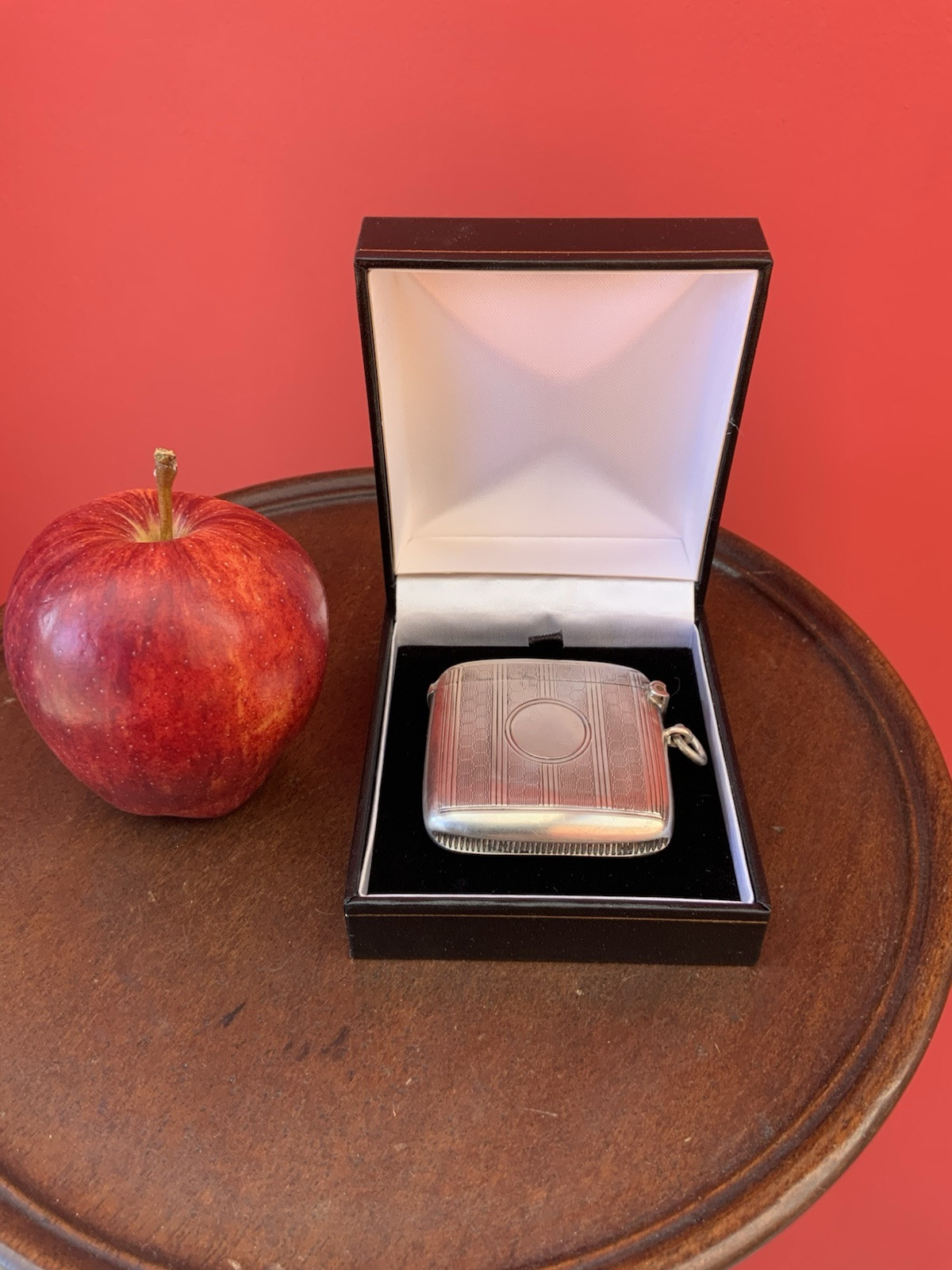 Chester Vesta silver 1907 by William Neale Weighs 30 Grams Stunning Condition