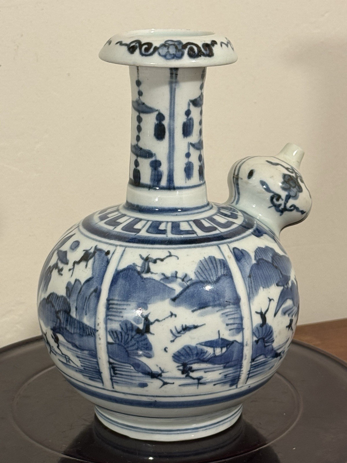 Chinese Blue and white porcelain , Ming /Qing Dynasty Pouring Vessel (Kendi)