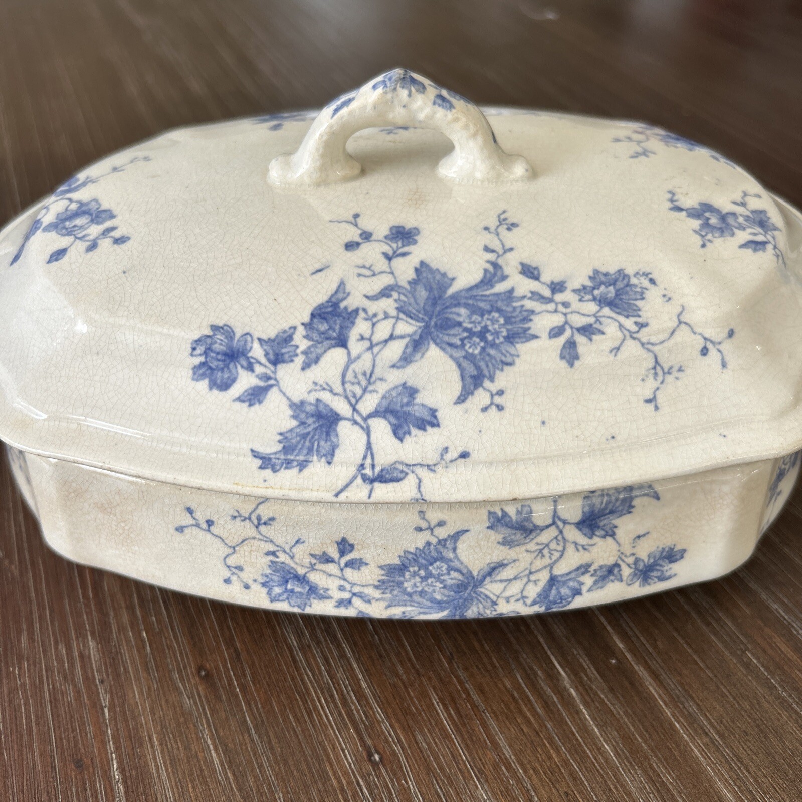 Antique Dresden Opaque Anthony Shaw&Co, Blue and White Vegetable Dish With Lid