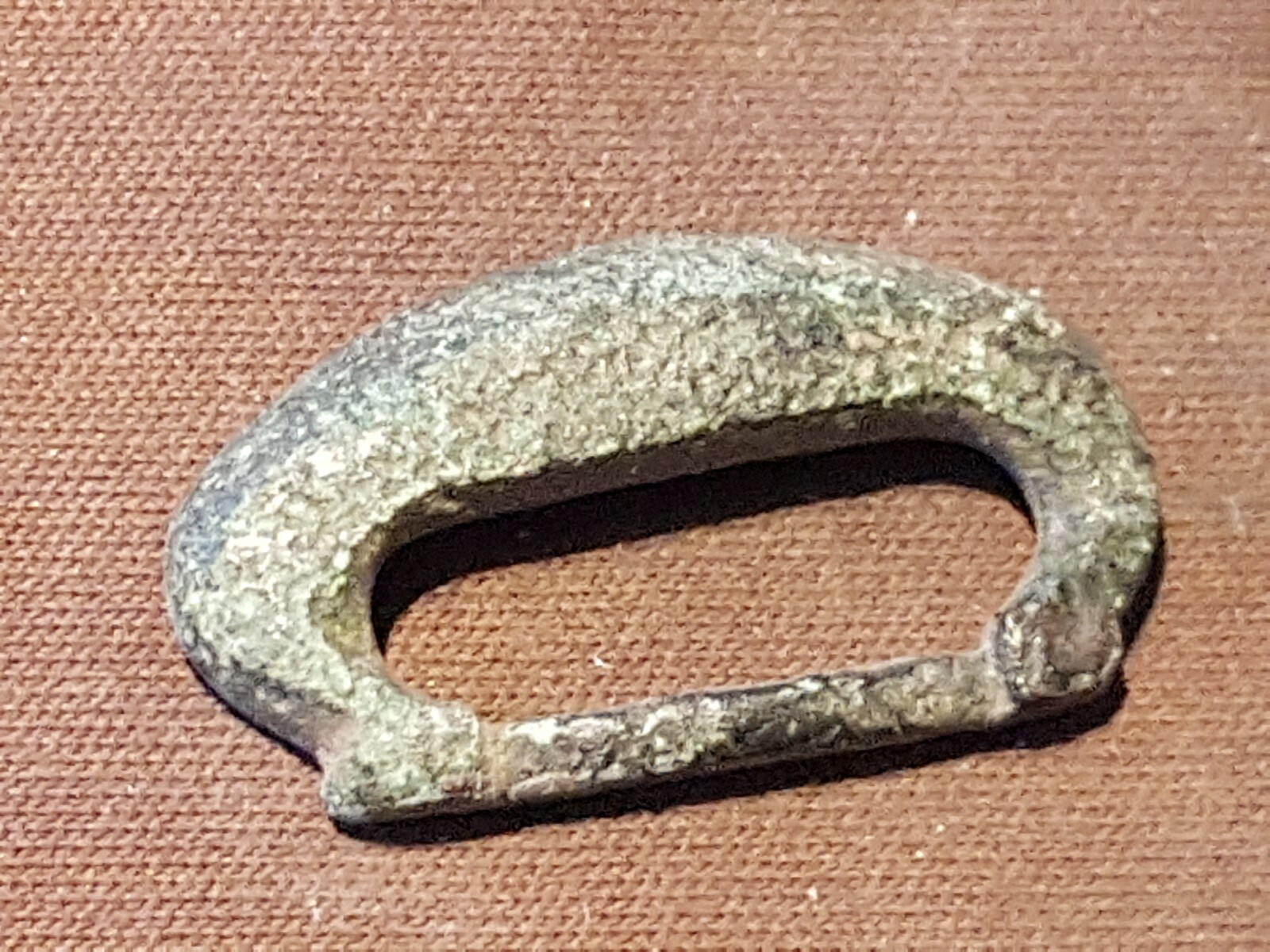 Very rare Roman military bronze strap buckle. Please read description. L131x