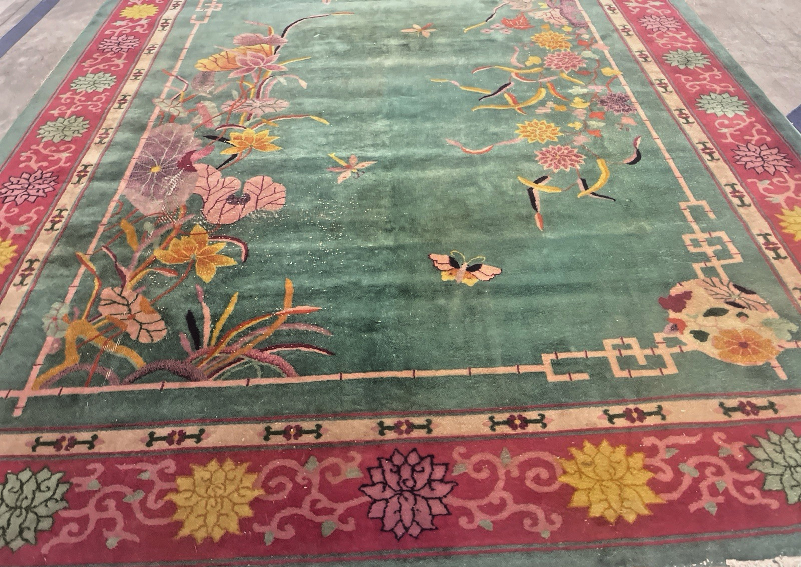 ANTIQUE CHINESE ORIENTAL ART DECO RUG DRAMATIC DESIGN