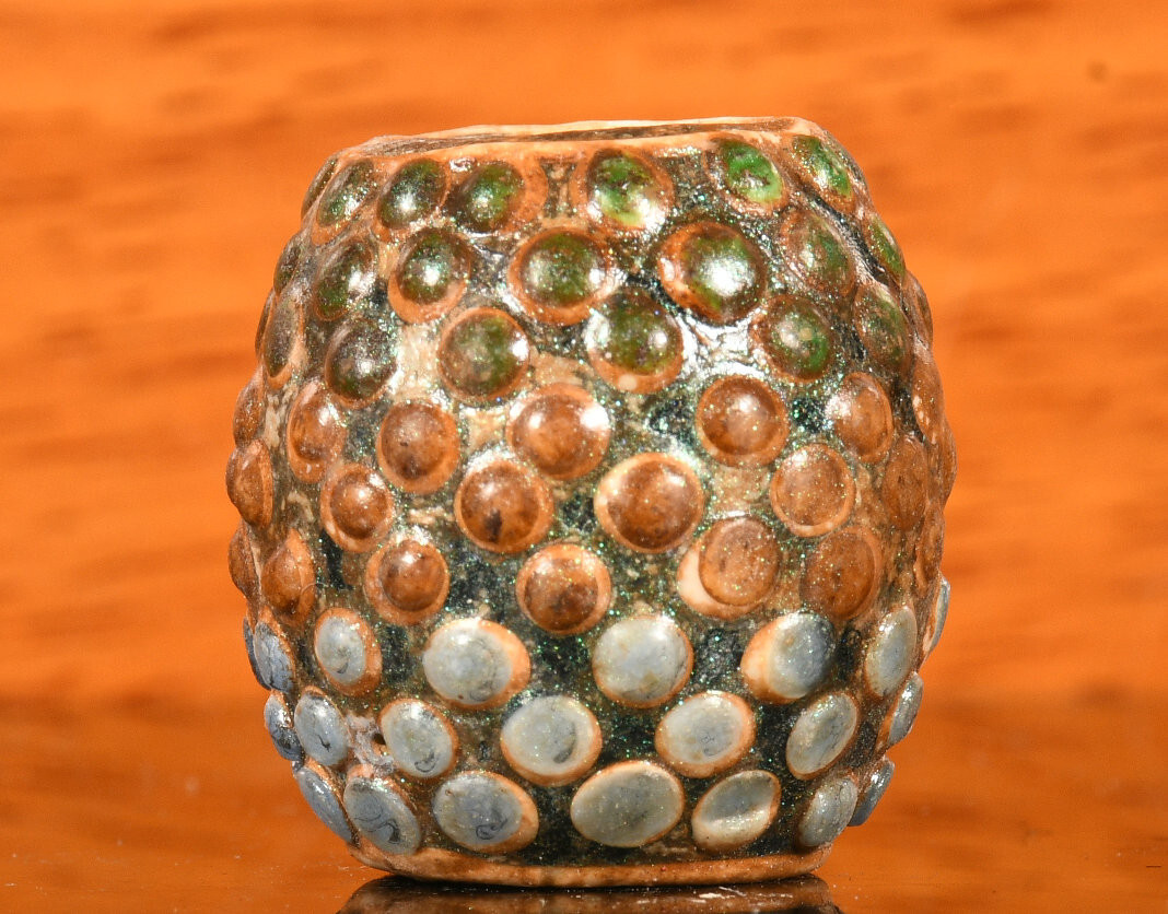 2.8CM Old China Hongshan Culture Colored Glaze Carve Spot Ball Amulet Pendant