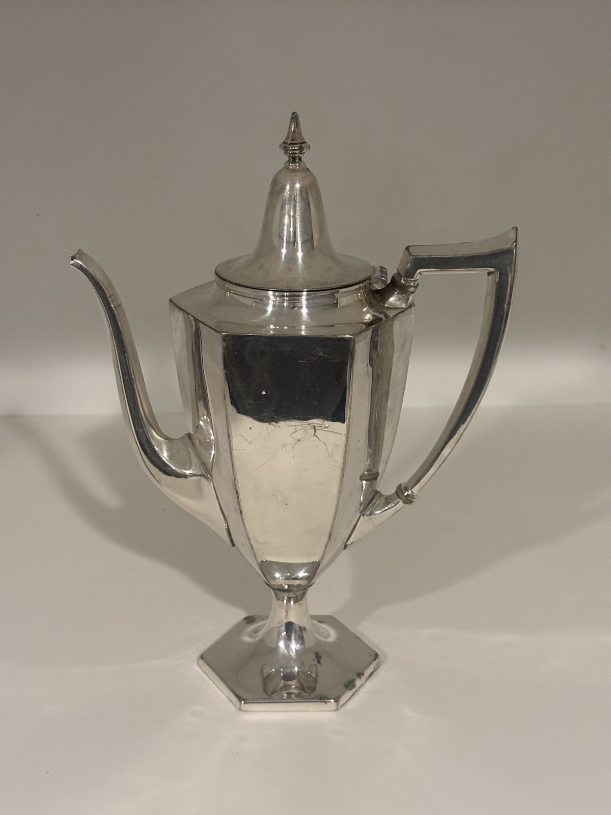 Vintage Meriden Silver Co Teapot #663 Art Deco Silverplate Coffee Pot