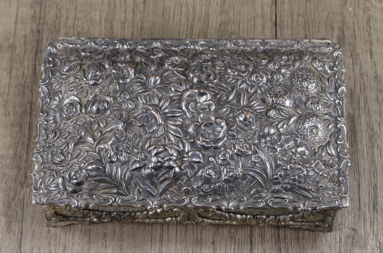 Silver Plated Repousse Jewellery Box With Removable Inner – 16cm x 9cm x 5cm