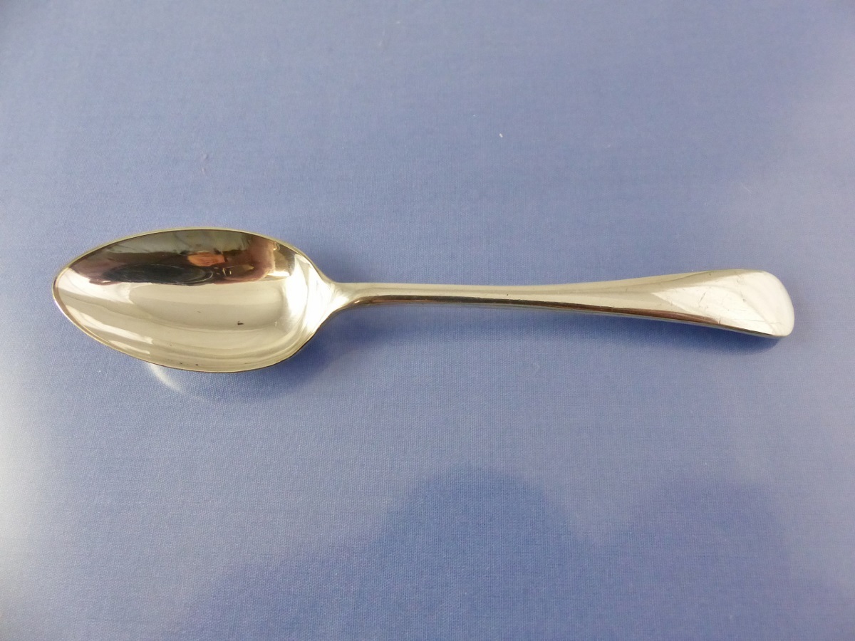 OLD ENGLISH SMALL TEA OR 5 O’CLOCK SPOON BY JAMES WALKER LONDON CENTURY PLATE