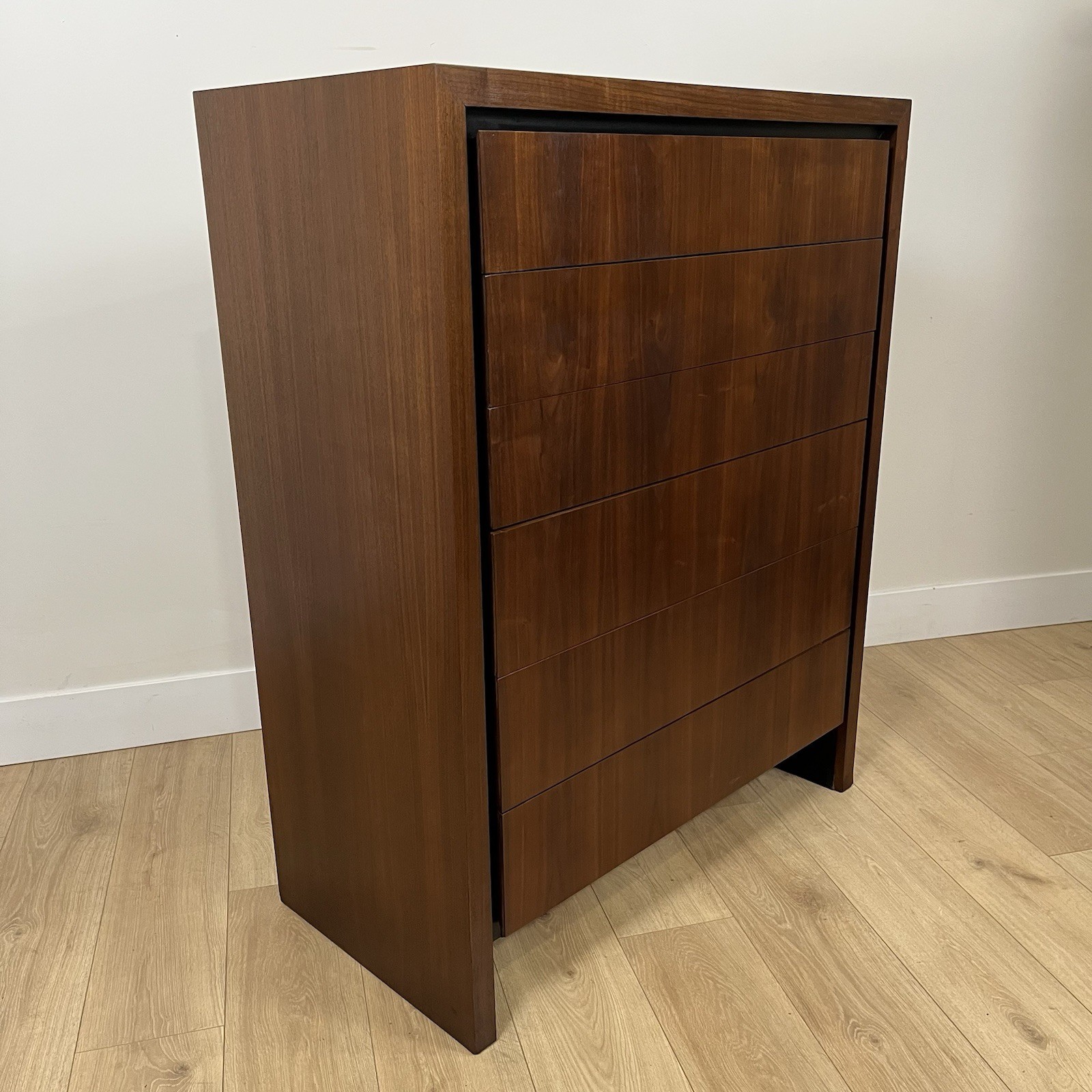 Dillingham Mid Century Bookmatched Highboy Dresser