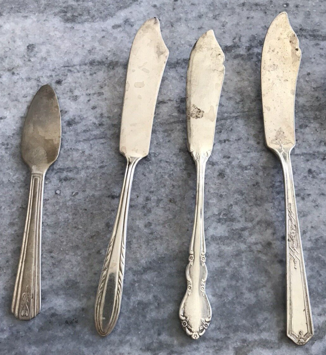 LOT 12 Mixed Assorted vintage Silver plate Pieces Flatware /butter spreader