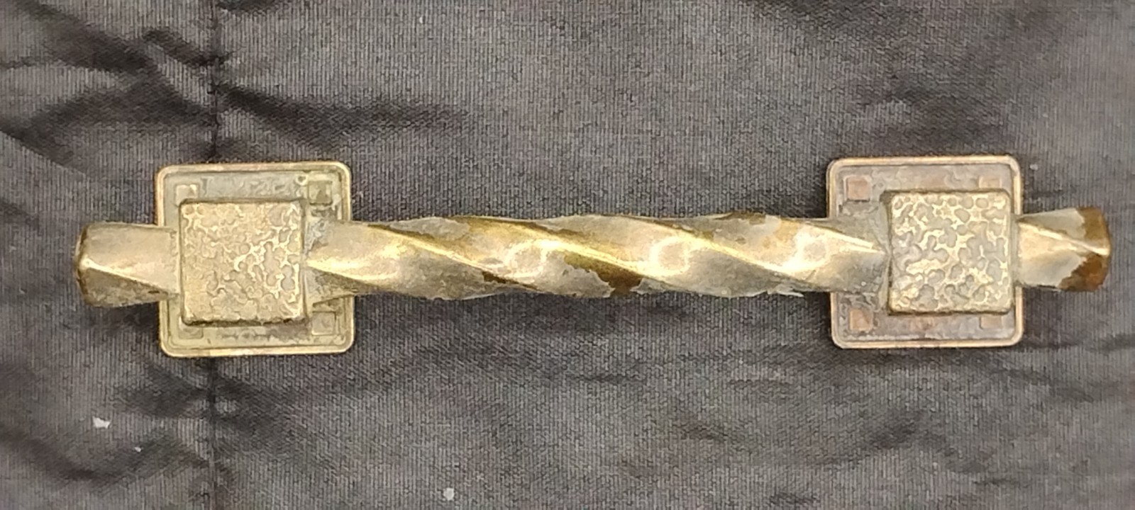 Antique brass wrought rail twist cabinet pull 5-3/16″ Ai estimates: 1920 lot 29