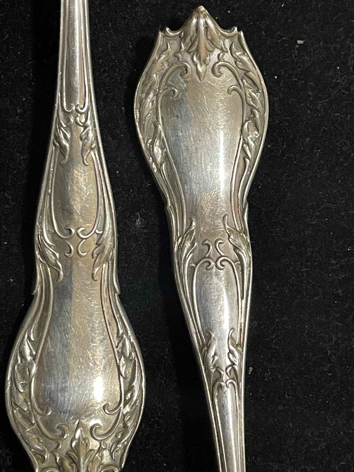 JOHN & WILLIAM DEAKIN STERLING Serving Spoon Pair