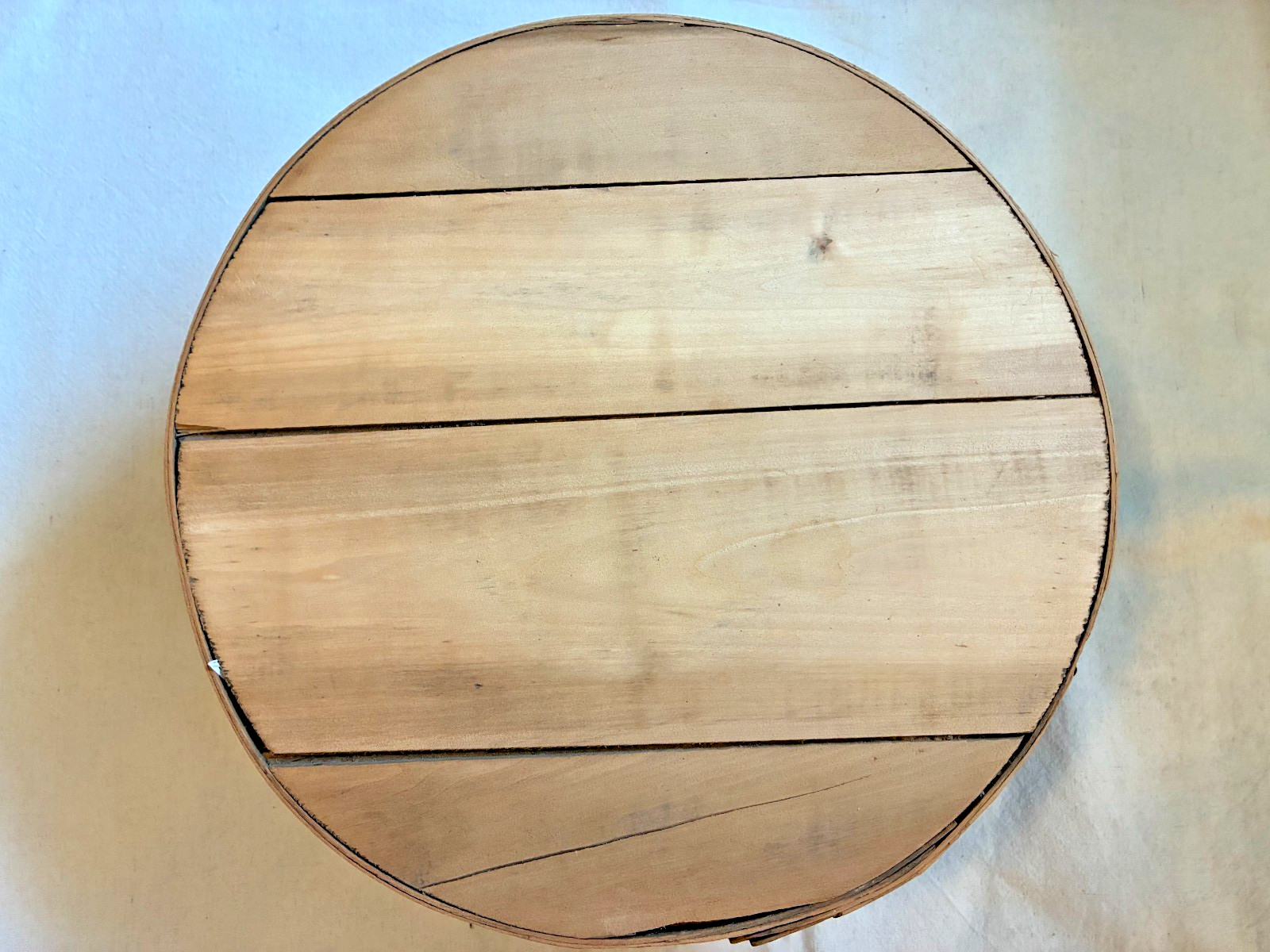 H E Cooley Vintage 15″ X 5″ Round Wood Cheese Box