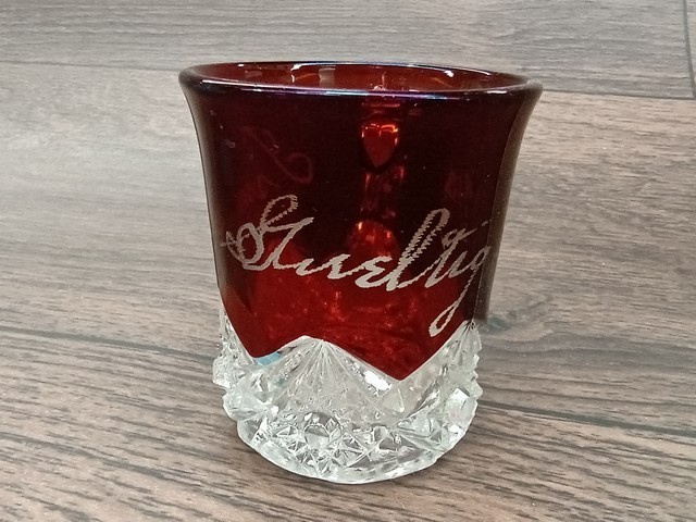 Souvenir Mug Button Arches Ruby Red Flash Duncan & Miller 1910 REDB23