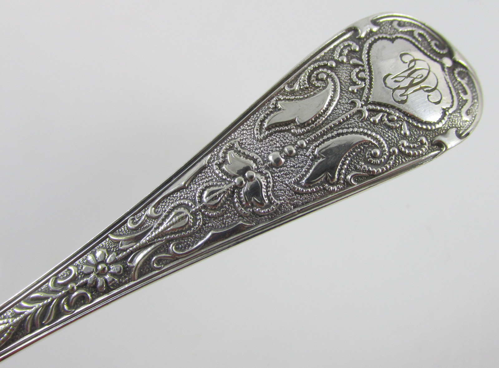 Antique Silverplate Serving Spoon Della Robbia Fruit Fall Cornucopia Crisp Bowl