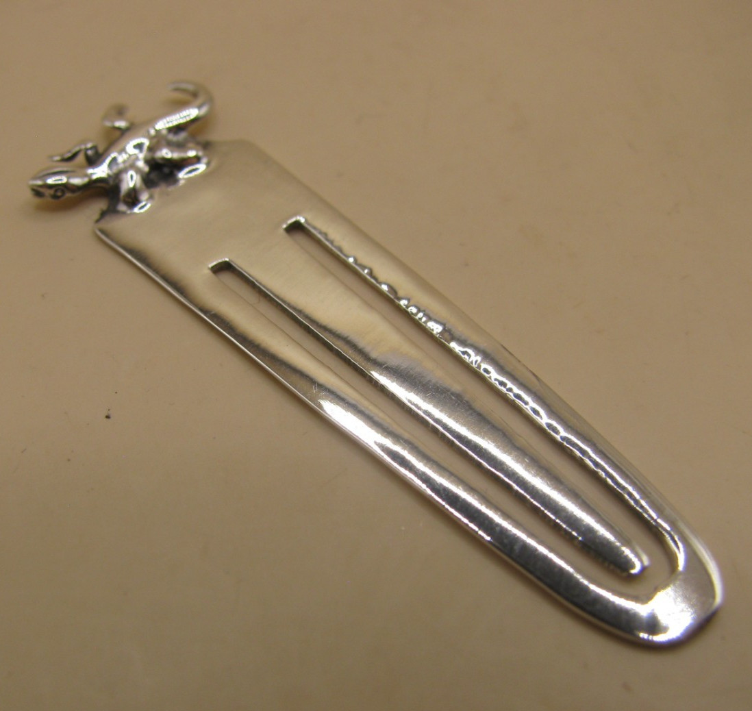 Fabulous Solid Silver 925 Bookmark With A Lizard / Gecko Topper – Reptile