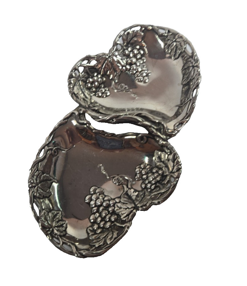 Vintage Godinger Silver Plated Double Heart Candy Dish Grapes Pattern 10.75″