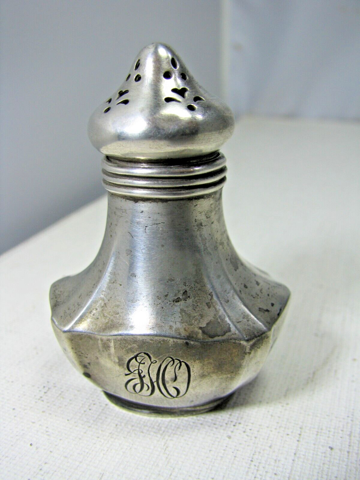 Set of Two Sterling Silver Gorham A8398 Individual Salt & Pepper Shakers