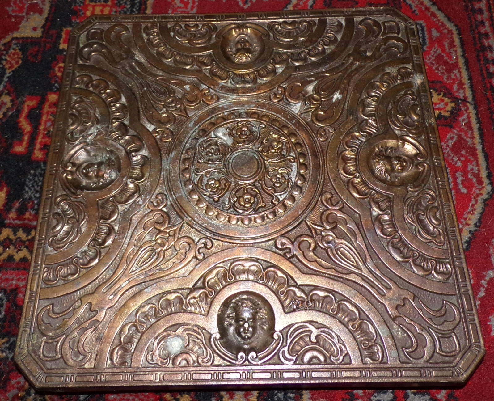 Antique Style Garden Ornate Metal Trivet~Deck Flower Pot Holder