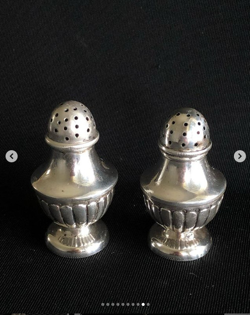 Silver Solonki Italy 1950-70 years. Silver 800, pair weight 40 grams, height 5.5