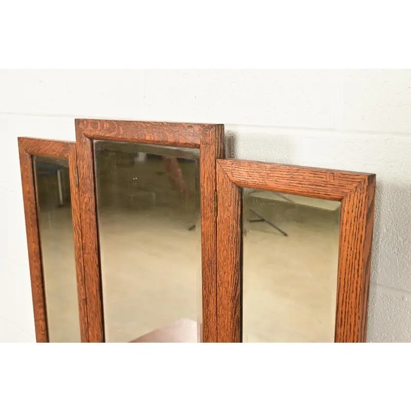 Antique American Empire Tiger Oak Vanity Dressing Table With Mirror, Circa 1900