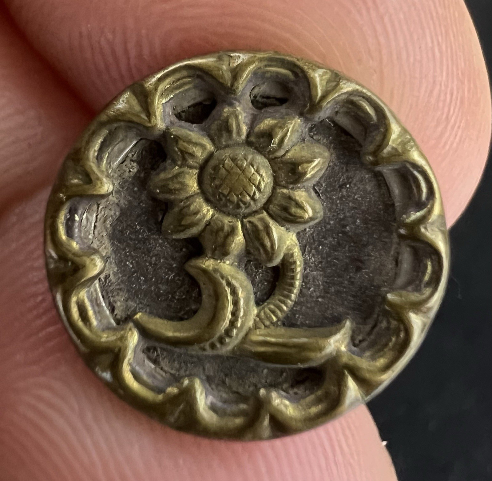 Antique Victorian Stamped Floral Brass & Metal Shank Button Lot of 17 – 1/2″