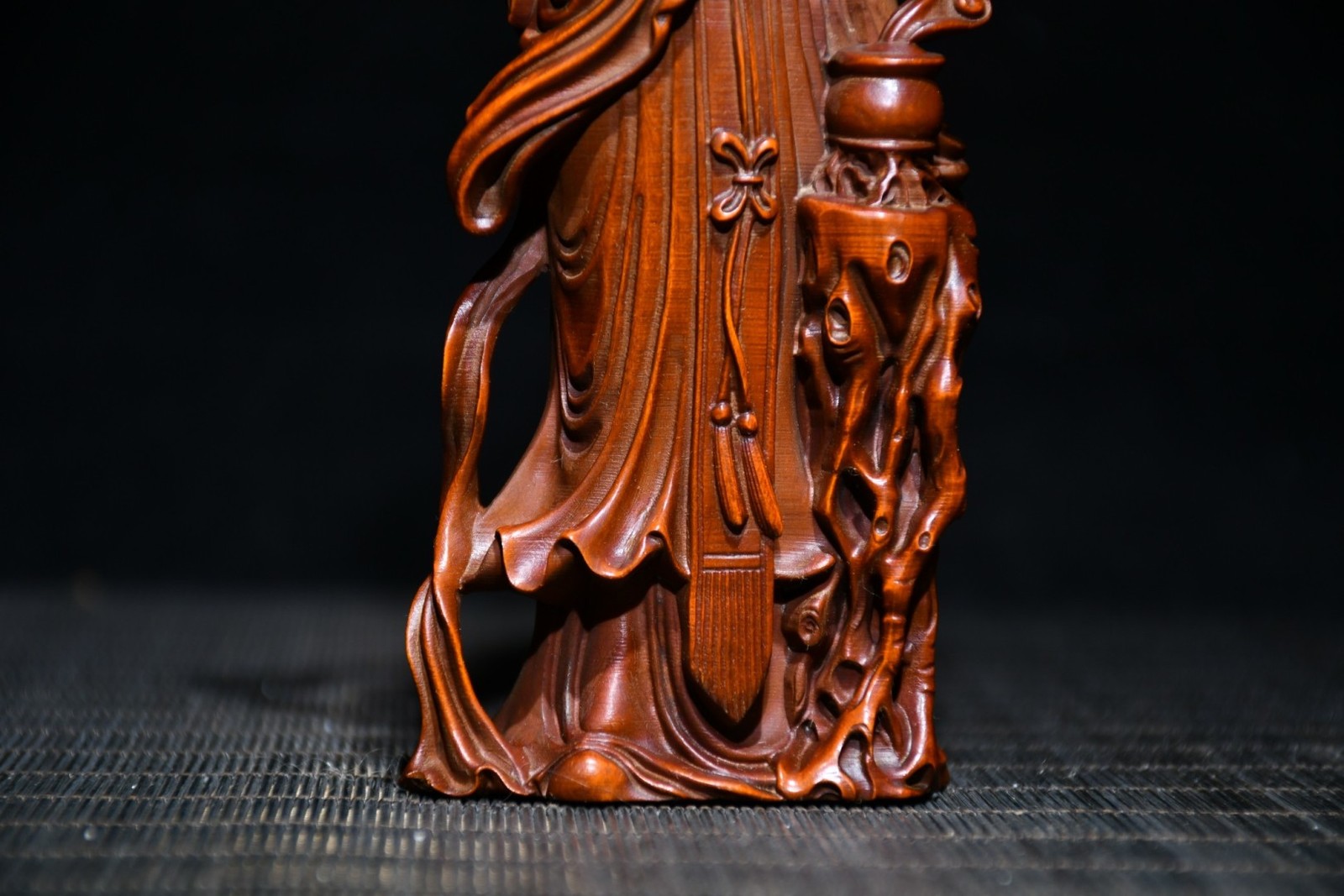 Wooden Carved Figure Chinese Fair Lady Sculpture Wood Carving Oriental Intricate