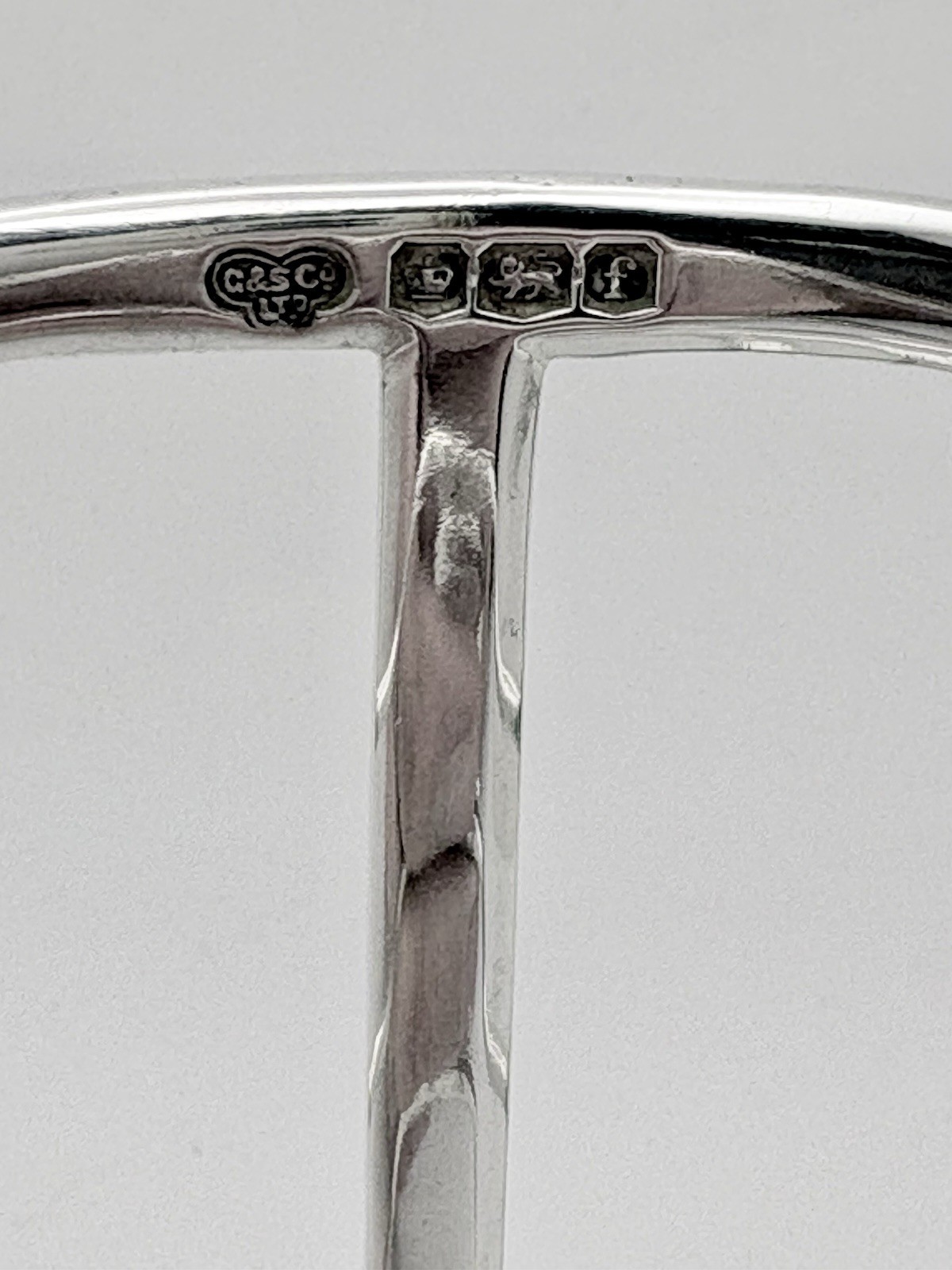 Sterling Silver Toast Rack with Handle, Goldsmiths & Silversmiths Sheffield 1923