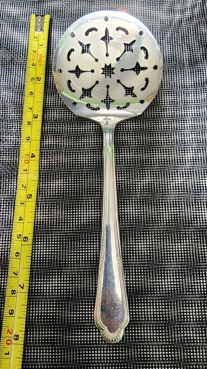 ✅️ WM ROGERS ART DECO c1934 LAUREL AKA HELENE PTRN SILVERPLATED TOMATO SERVER🍅